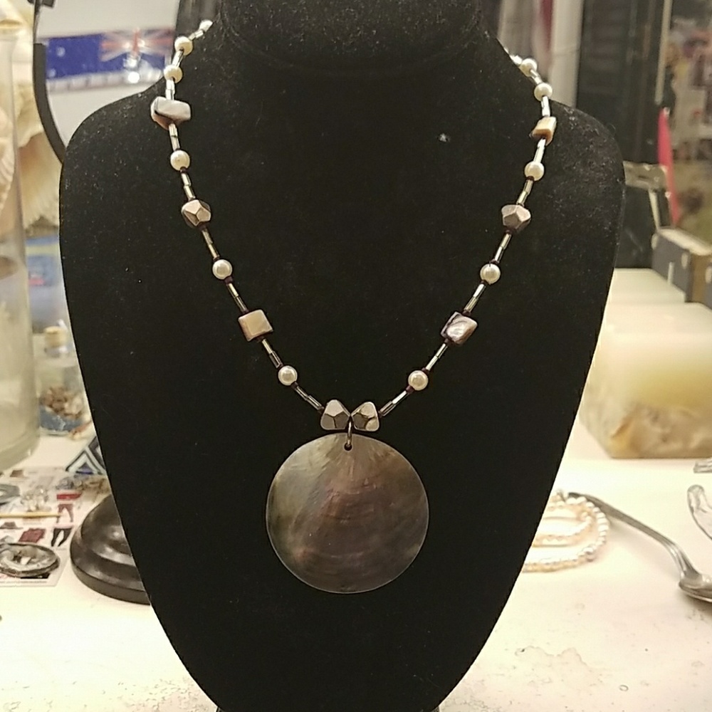 Shell necklace